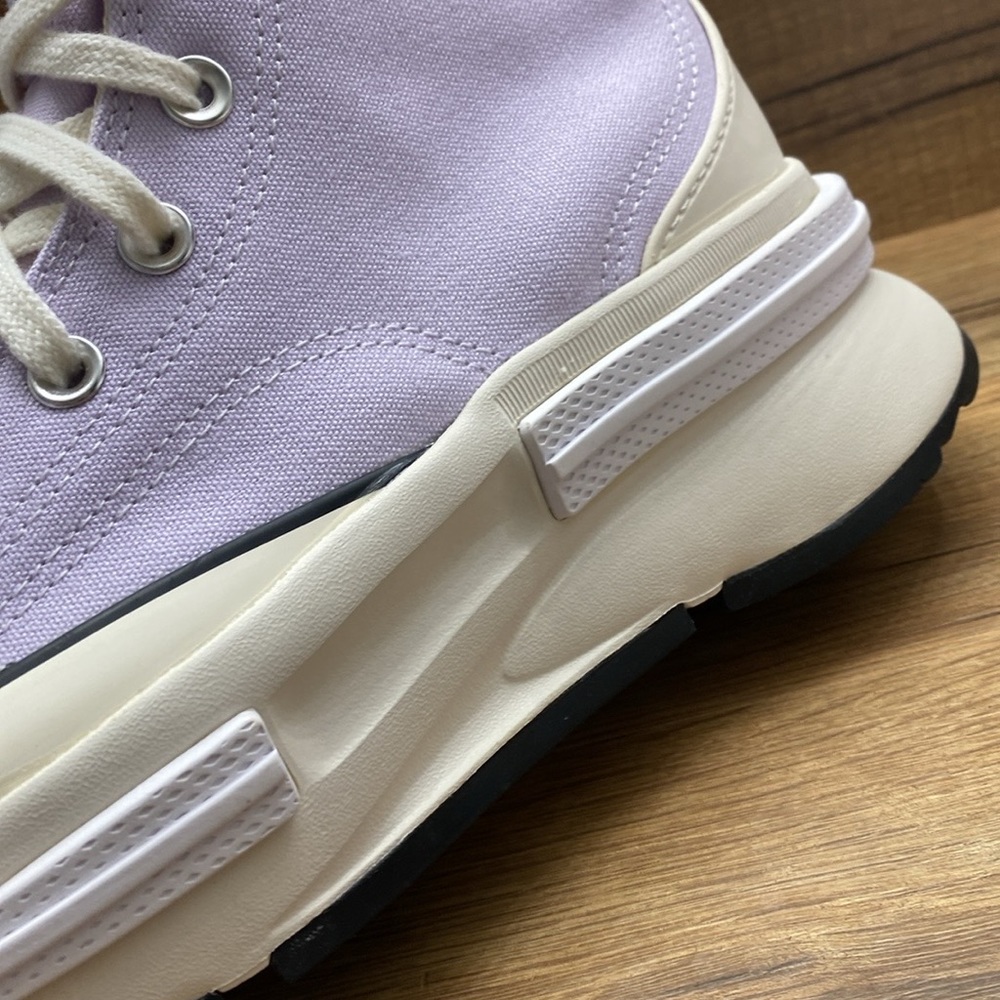 CONVERSE ALL STAR ⭐️ HI BRAND NEW - Picture 7 of 8